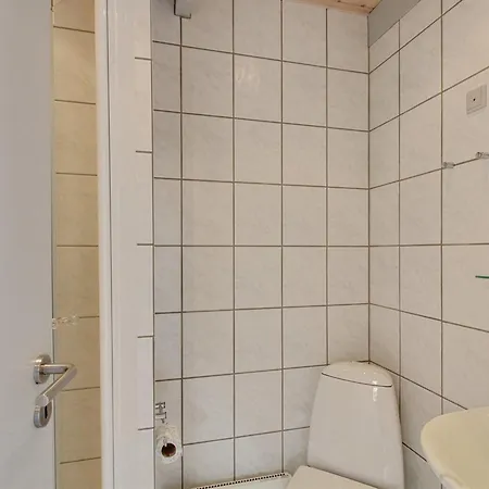 Drusilla - 800m From The Sea By Interhome Nyaraló *