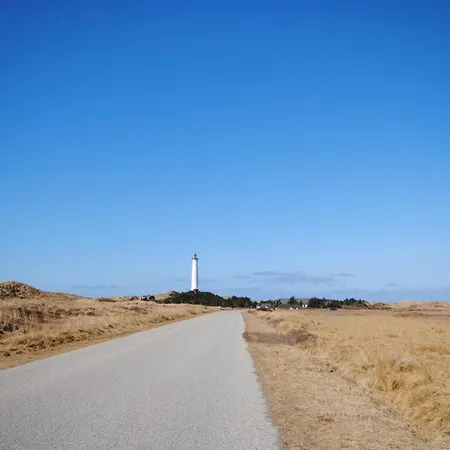 Drusilla - 800m From The Sea By Interhome Nyaraló