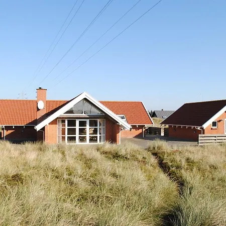 Drusilla - 800m From The Sea By Interhome
