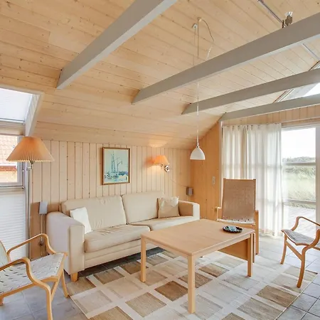 Drusilla - 800m From The Sea By Interhome *